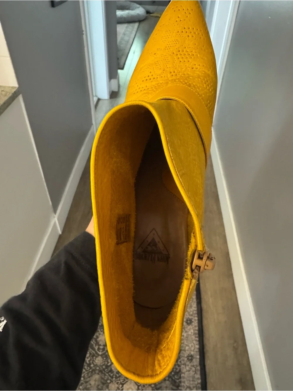 Ultra Rare John Fluevog Determination Boots in Vibrant Yellow Leather